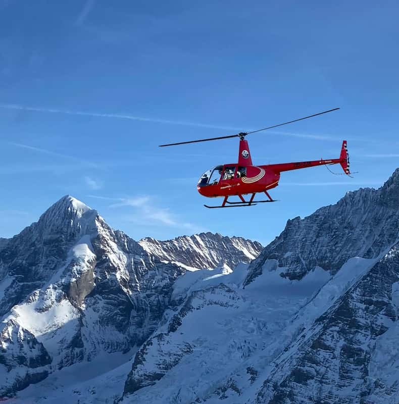 Bern: Private 42-Minute Swiss Alps Helicopter Flight
